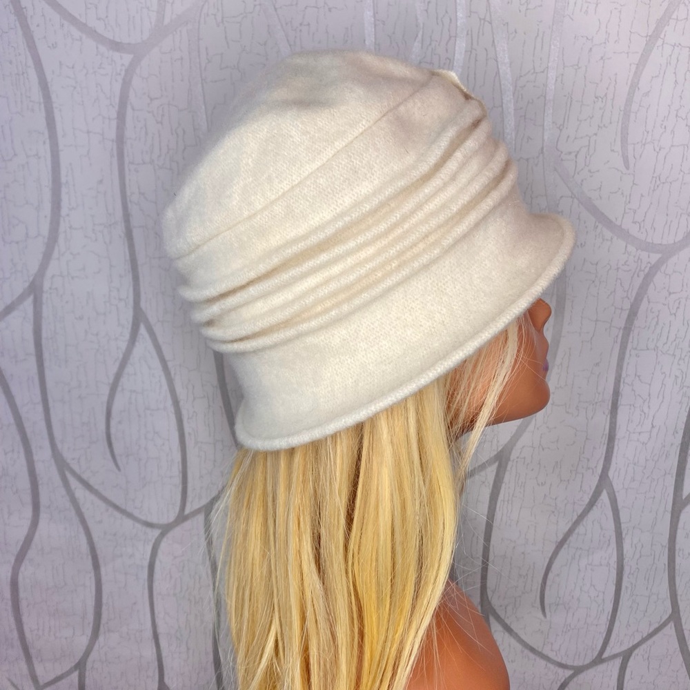 🎀🌷 Cream White Wool 3D Floral Hat 🌷🎀 NWT - Picture 5 of 9